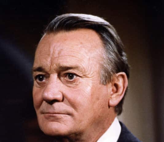 Murdoch hack drove Denholm Elliot’s daughter to suicide