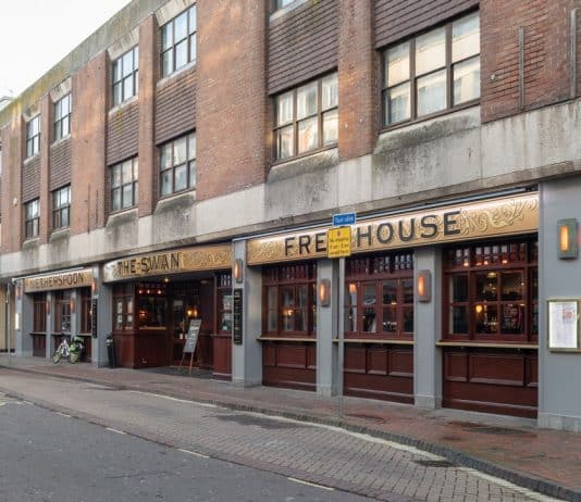 Public Fury As Homeless Man Denied Entrance To Wetherspoons in Weymouth