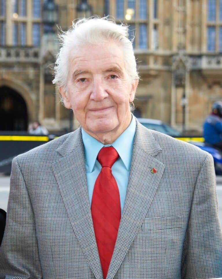 Dennis Skinner sums up the corporate media