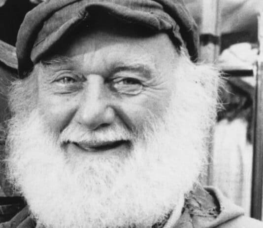 Buster Merryfield’s grave a.k.a “Uncle Albert Only Fools and Horses” 1920 – 1999