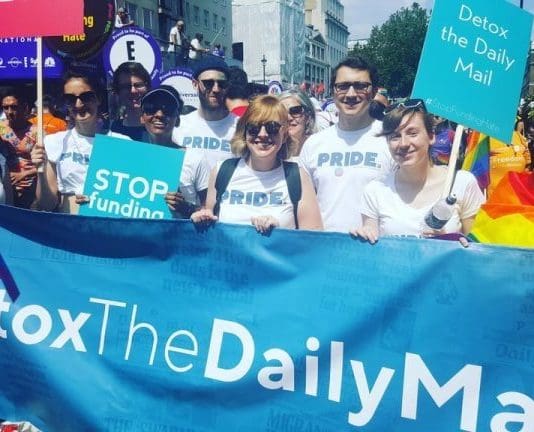 Reading The Daily Mail