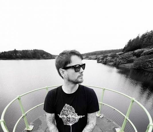 Festival favourite Gaz Brookfield returns to The Old Ship in Dorchester on November 9th