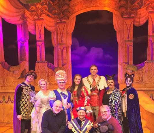 WEYMOUTH’S CHRISTMAS PANTOMIME DICK WHITTINGTON TO BE SHOWN TO HOSPITAL PATIENTS