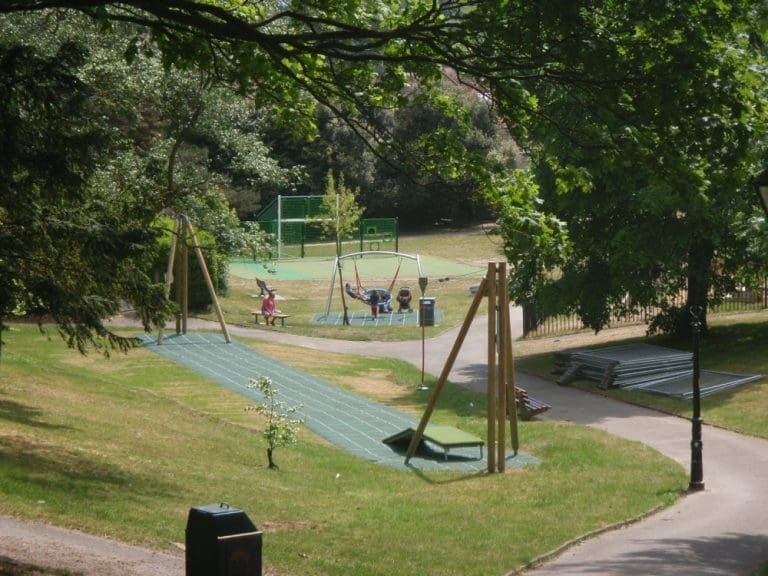 14 Year Old Girl Robbed in Poole. Can You Help?