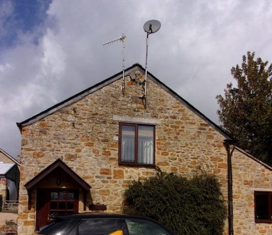 Environmentally friendly self catering cottages in Chideock