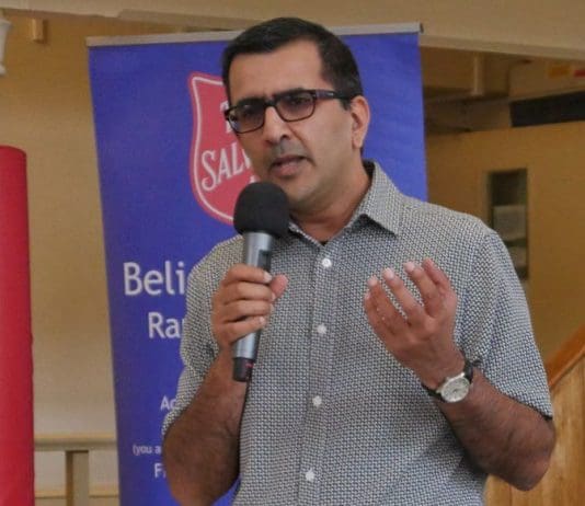 AN EVENING WITH DR BOB GILL – THE GREAT NHS HEIST & WHY POOLE A&E IS CLOSING