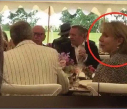 Establishment collusion for your eyes only