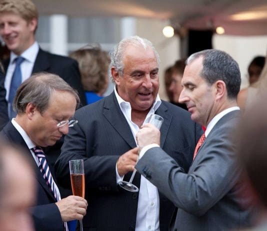 I see you, Philip Green