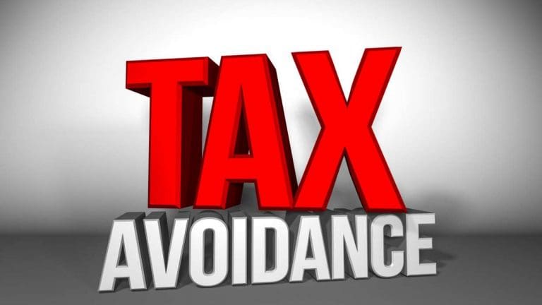 There is no such EU law that will force offshore bank account holders to come clean coming into place