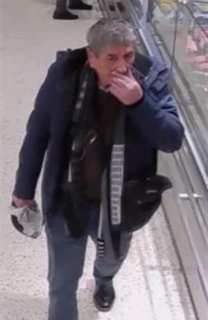 Search for two men following purse theft in Dorchester