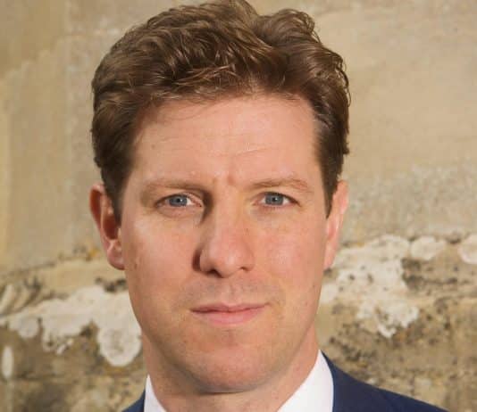 Right wing commentator implies that government surreptitiously hoped the public would ignore social distancing guidance