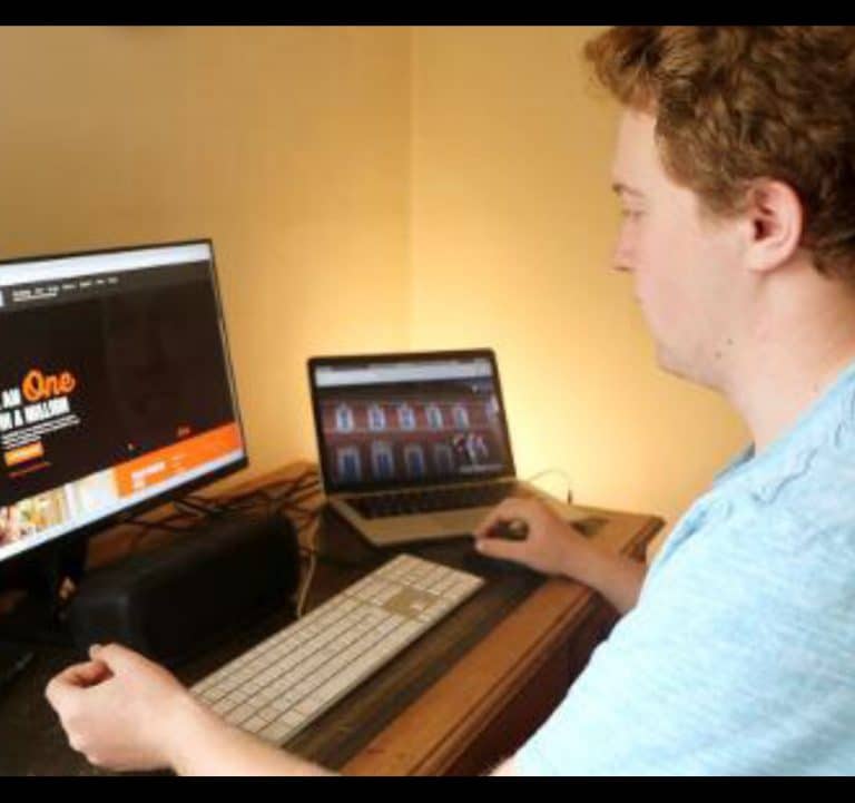 Dorset sixth-former supports global search for Coronavirus cure – from his own home!