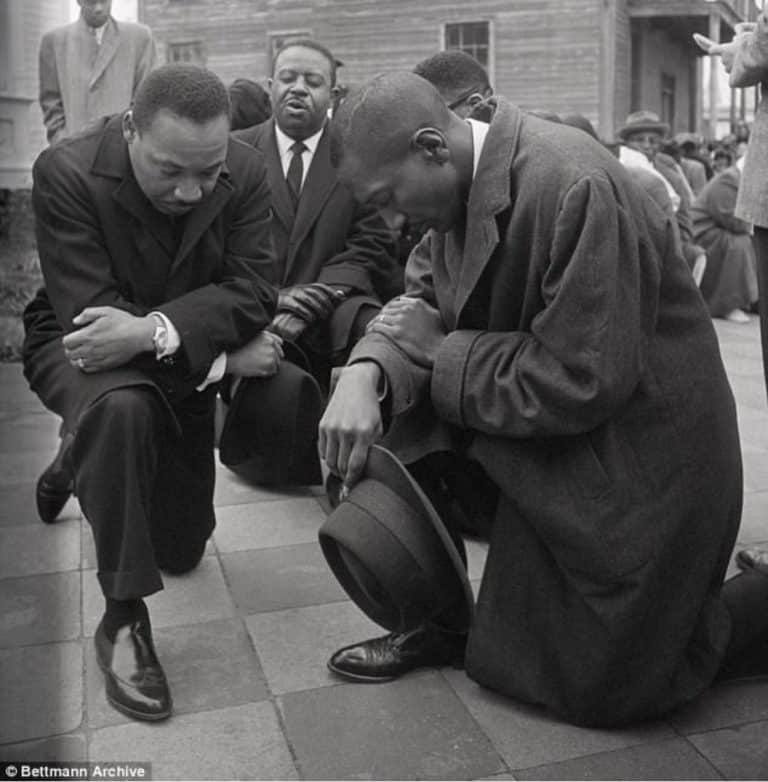 Martin Luther King Jnr ‘taking the knee’ during a 1965 episode of Game of Thrones