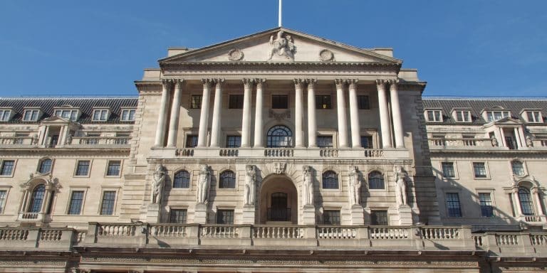 Bank of England hints at climate conditions for future support