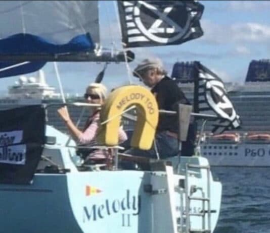 Cruise ship pollution in Weymouth equal to 48000 cars Cruise ship pollution in Weymouth equal to 48000 cars