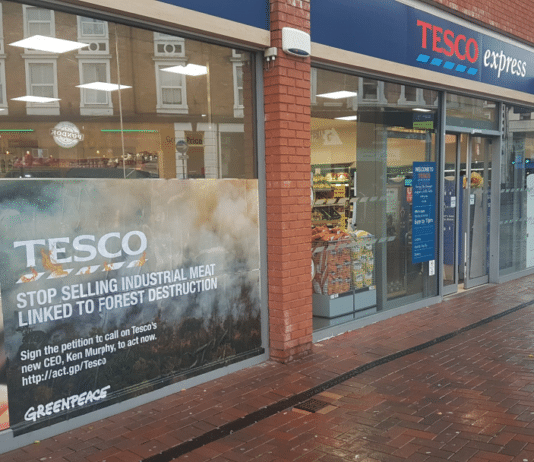 Tesco’s new global CEO welcomed by residents in Bournemouth with a clear message: stop selling industrial meat and cut ties with forest destroyers