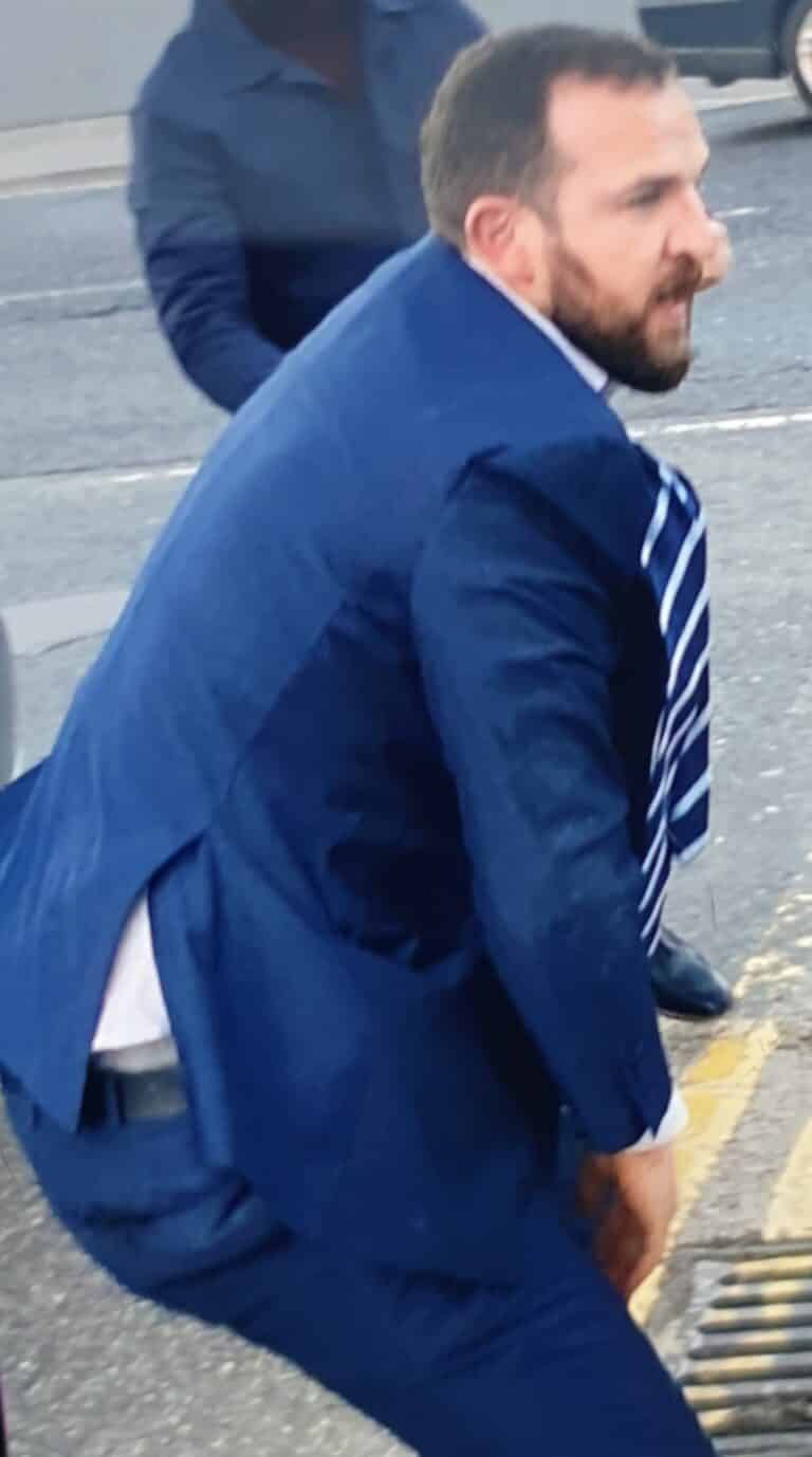 Mercedes driver assaults 15 year old boy in Poole