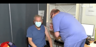 Sir Ian McKellan has covid vaccine