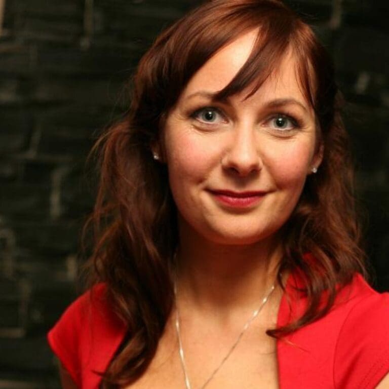 Sometimes a corporate mainstream journalist surprises us all