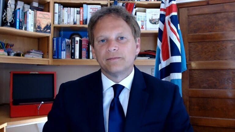 Grant Shapps: Two cheeks of the same arse