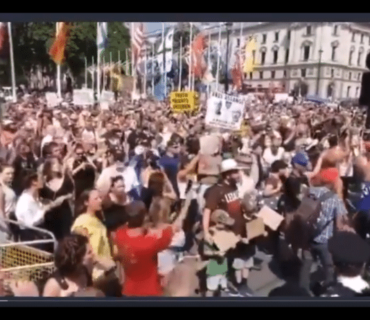 Thousands outside Downing Street chanting ‘arrest Boris Johnson’