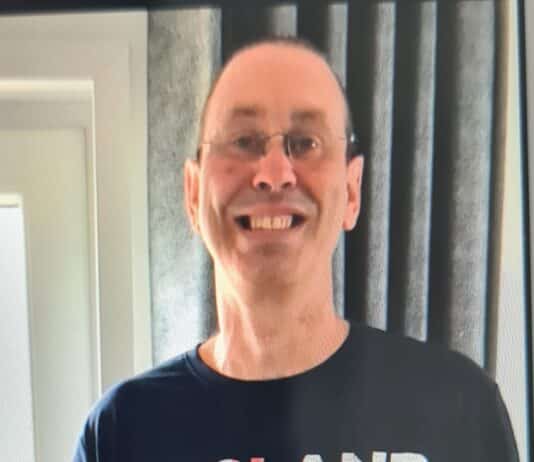 Police appeal for distressed man missing in Poole