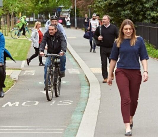 Government want local BCP businesses to encourage walking and cycling