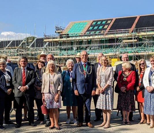 Dorset Mayors visit UK’s largest cohousing project
