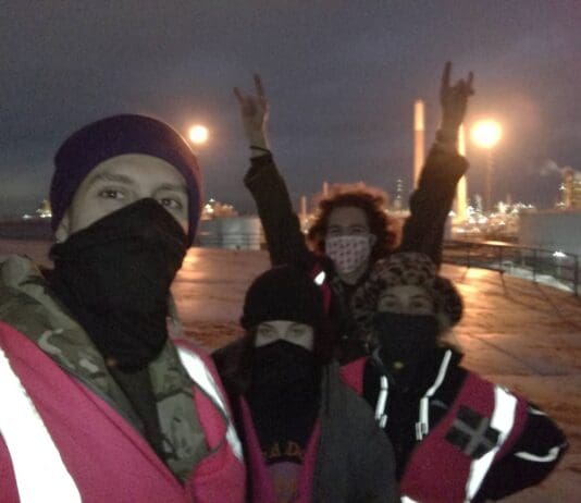 Dorset Olympian amongst blockade and occupation of UK’s biggest oil refinery