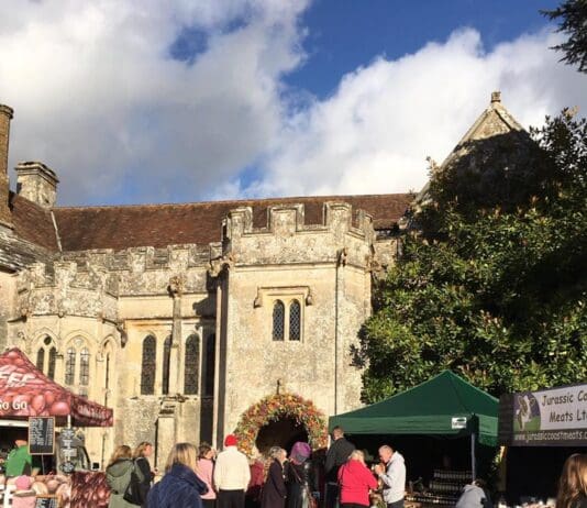The Athelhampton Christmas Fair is back for 2021!