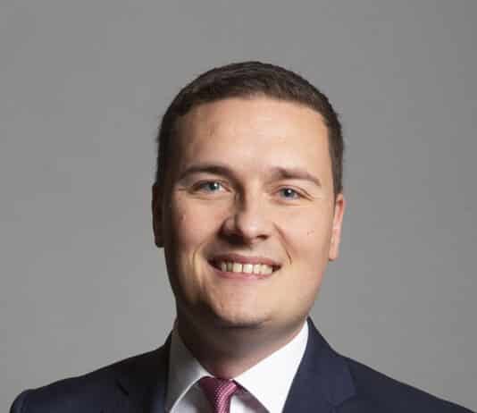 Wes Streeting belittles dementia… sufferers and is now officially a ****