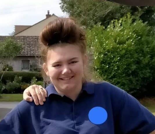Police looking for missing teenage girl in Poole