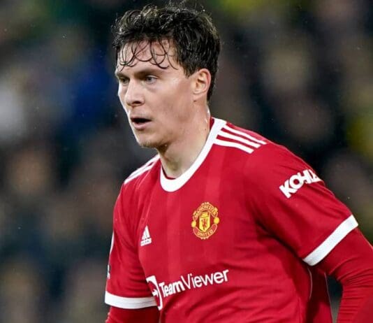 Victor Lindelof’s family ‘hide in locked room’ during break-in