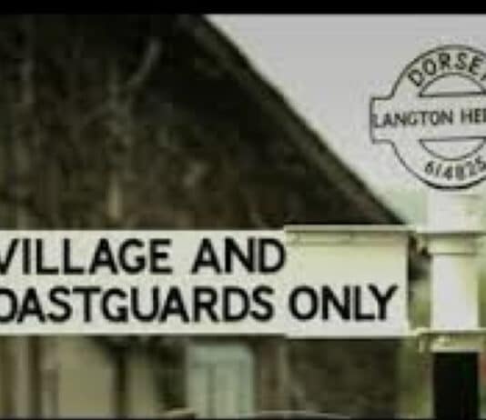 Frontline Dorset: Dorset at war… with Tony Robinson