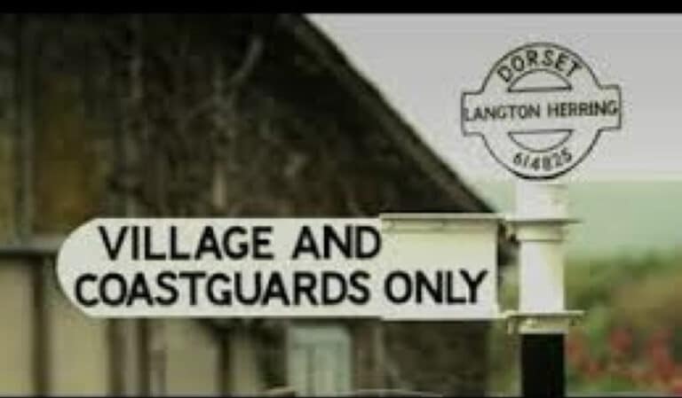 Frontline Dorset: Dorset at war… with Tony Robinson