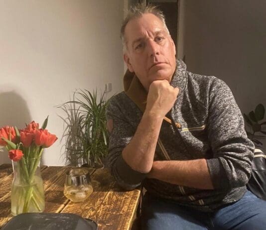 Tory MP shares image of himself relaxing at home