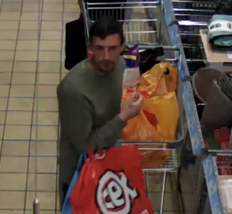 Appeal following racially aggravated assault in Poole town centre