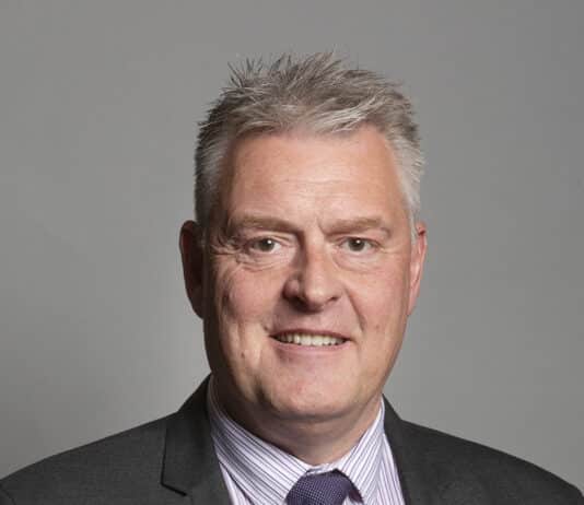 ‘Racist and misogynist’ Lee Anderson MP confronted