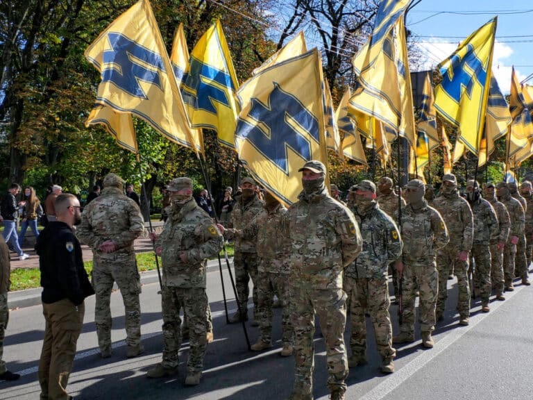The nine minutes that prove conclusively that the US and UK are funding Nazis in Ukraine