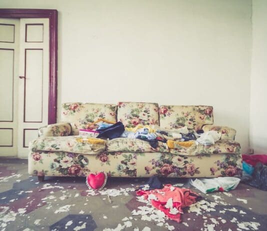 The Lumpy, Bumpy carpets of 10 Downing Street