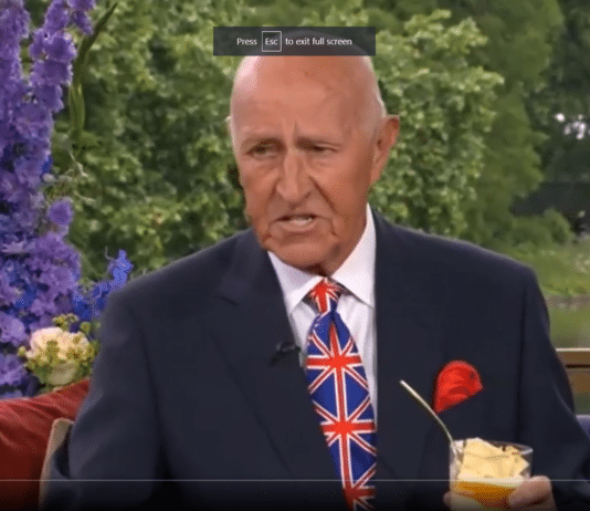Len Goodman shows us how being a parochial xenophobic **** is still fashionable