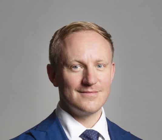 Starmer sacks shadow transport minister for this