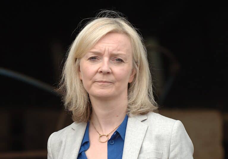 Dorset MP amongst many savaging Liz Truss and forcing U turn