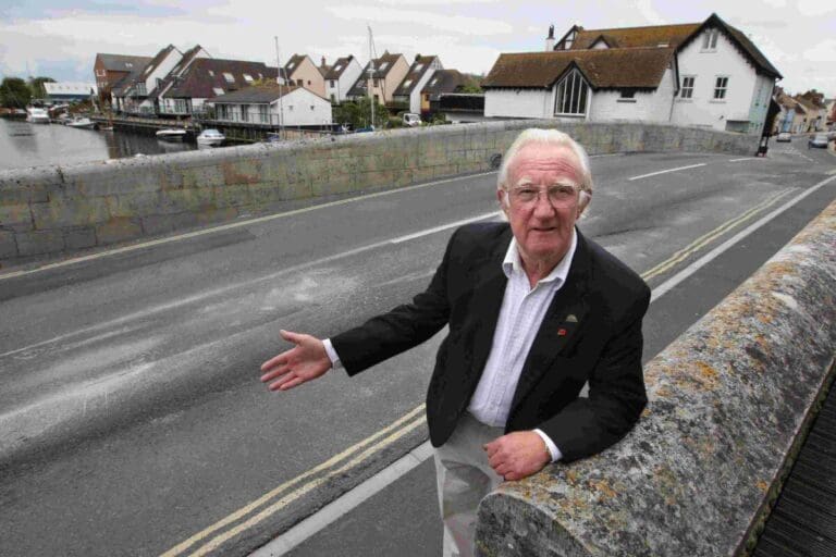 Highcliffe and Wakeford BCP councillor dies