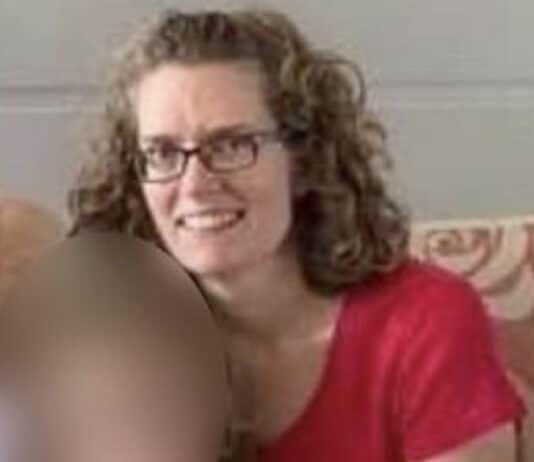 Family devastated as mum of two dies “in her sleep” next to them on plane