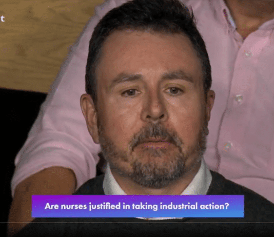 NHS worker fabulously summarises why nurses… are going on strike