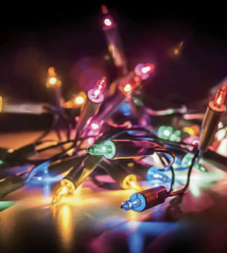 Many Christmas lights bought on internet are unsafe and are being sold illegally