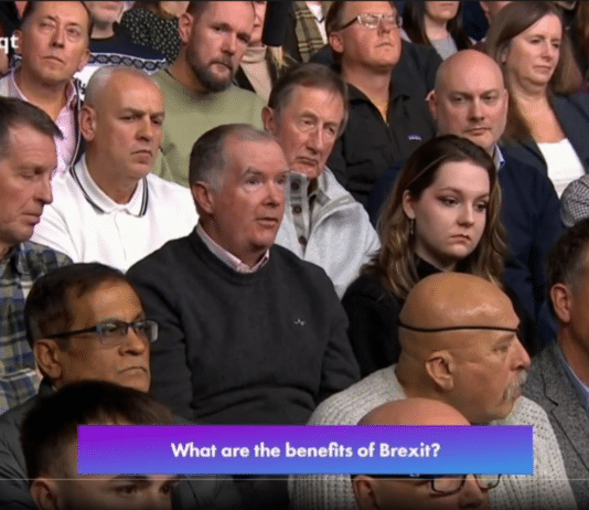 Lifelong Tory voter hands Rees-Mogg his lying arse