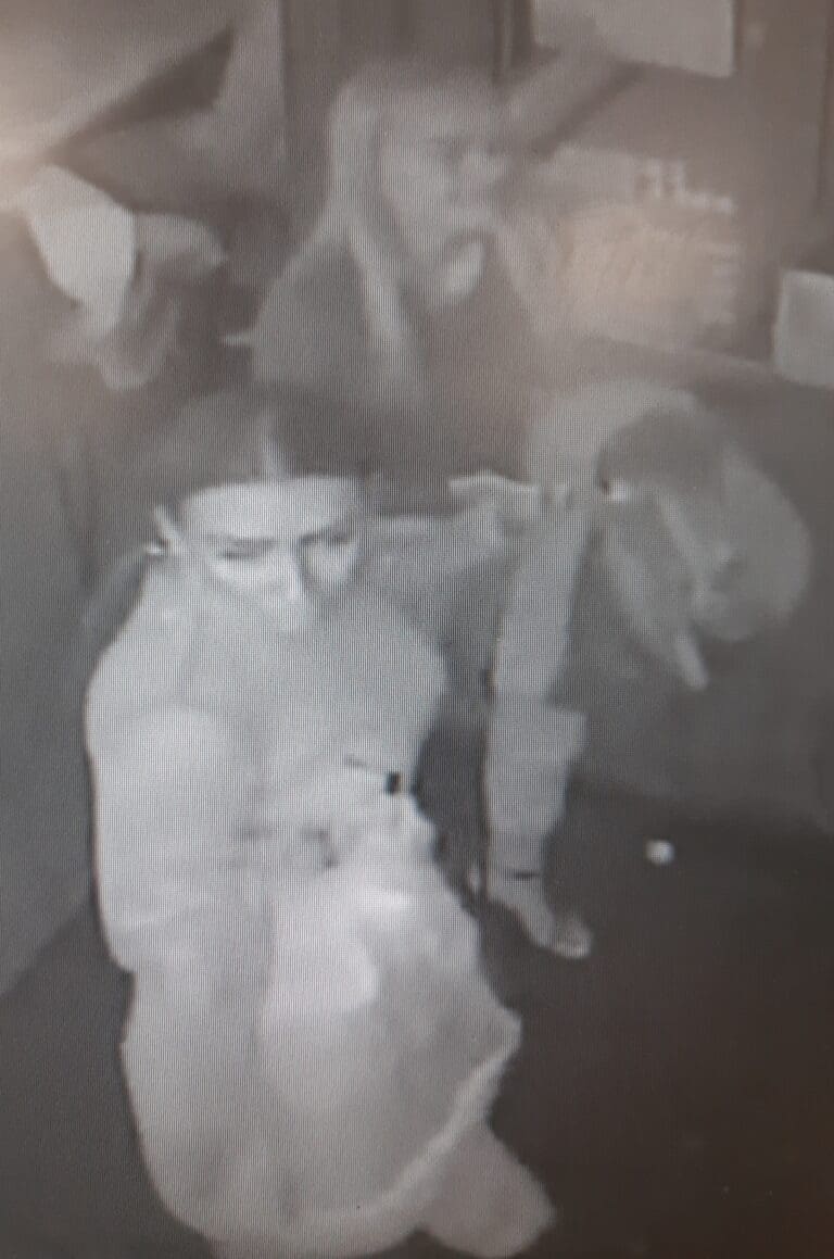 Suspects sought following assault and criminal damage in Poole