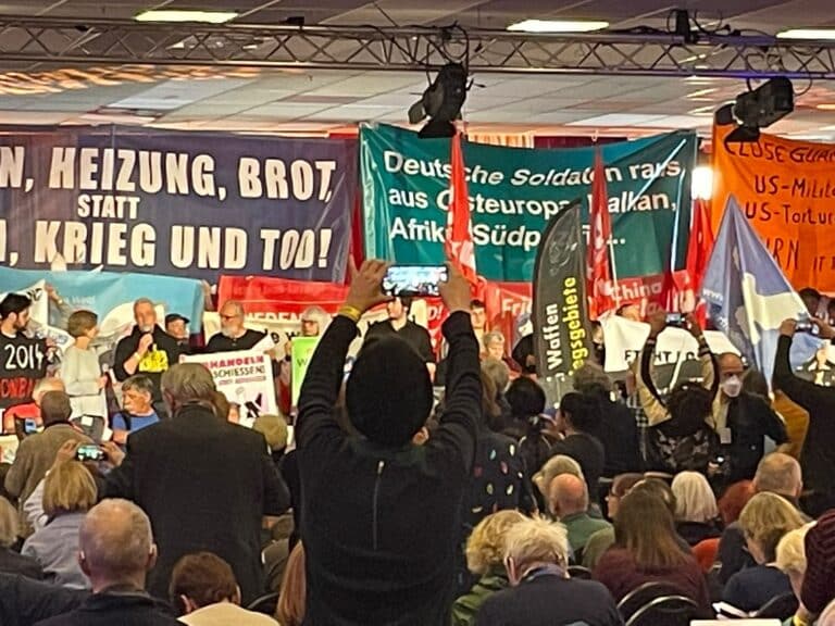 THOUSANDS WATCH FIRST SCREENING IN BERLIN OF FILM THAT EXPOSES BRITISH ESTABLISHMENT’S SUPPRESSION OF DEMOCRACY